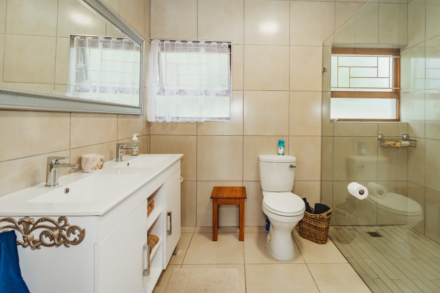 3 Bedroom Property for Sale in Denver Park Western Cape